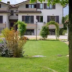 דירה Casa Sulla Via Di Francesco גוביו