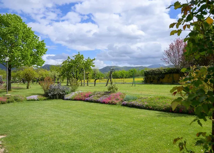 Casa Sulla Via Di Francesco Gubbio